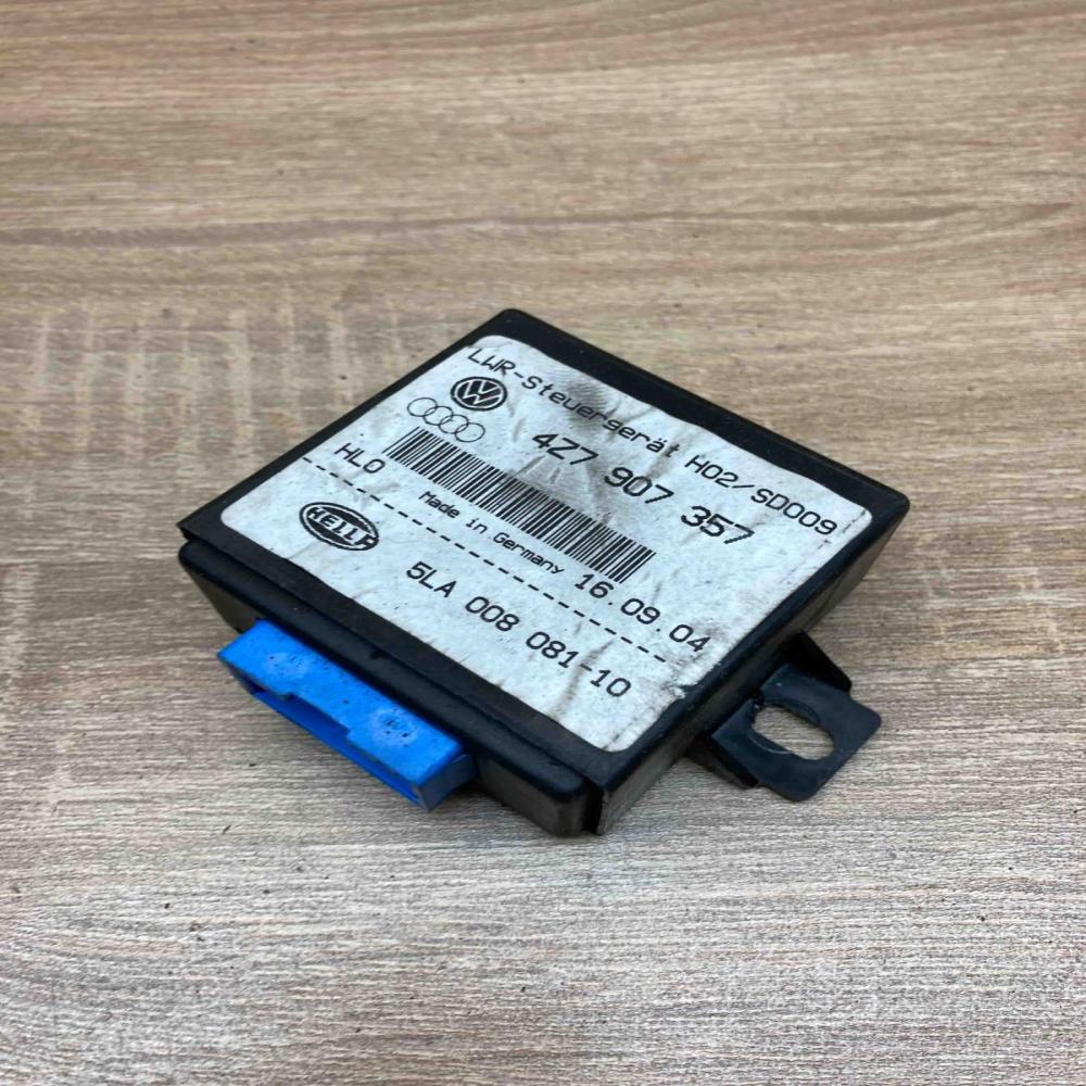 4Z7907357 5LA008081 10  Light module LCM Volkswagen PASSAT B5.5