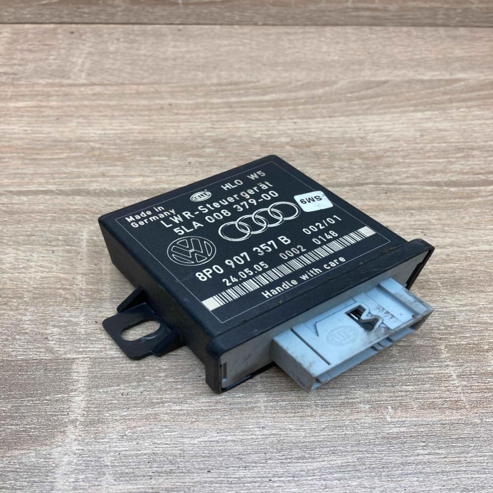 8P0907357B 5LA008379  Light module LCM Audi A3 S3 8P