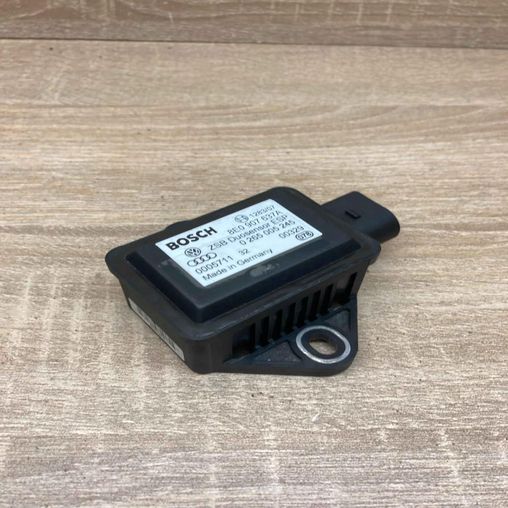 8E0907637A 0265005245  ESP acceleration yaw rate sensor Audi A4 S4 B6 8E 8H