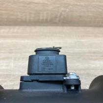 72218438 1J0973705  Mass air flow meter Volkswagen Touareg I
