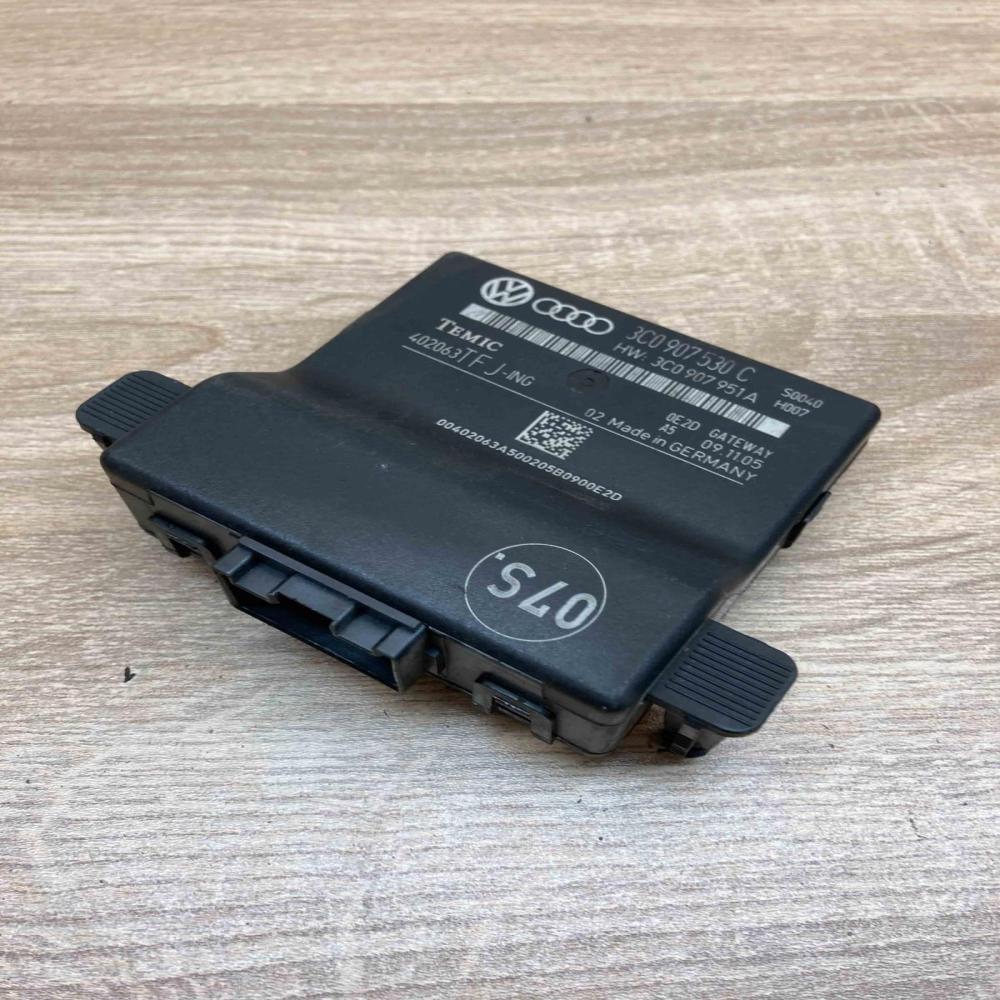 3C0907530C 3C0907951A  Gateway control module Volkswagen PASSAT B6