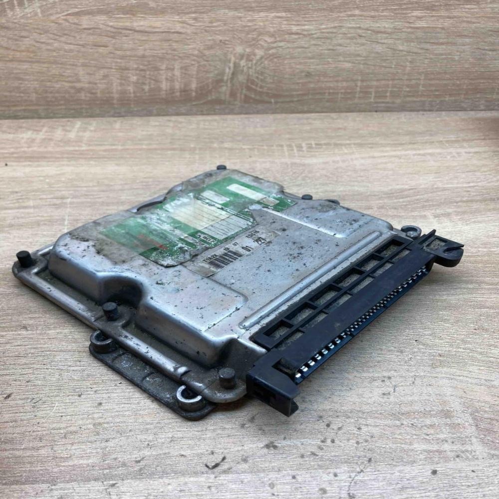 9641606980 0281010500  Engine control unit/module ECU Peugeot 206