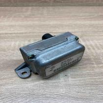 1K0907655B 100985 03204  ESP acceleration yaw rate sensor Volkswagen Touran I