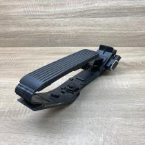 A2113000504 A2033010001  Accelerator throttle pedal Mercedes-Benz E W211