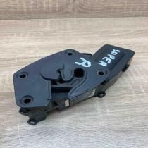 3T0827300B   Tailgate/trunk/boot lock/catch/latch Skoda Superb B6 (3T)