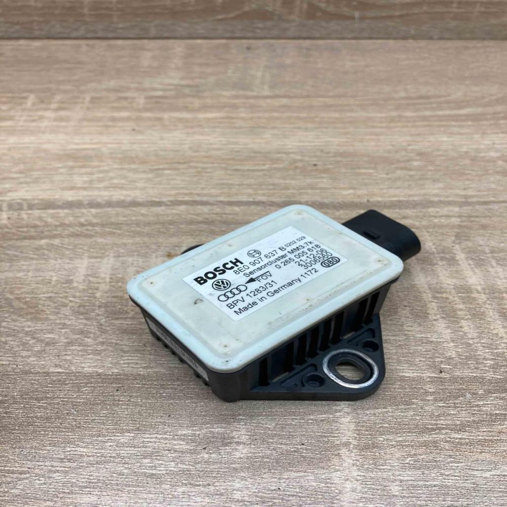 8E0907637B 0265005618  ESP acceleration yaw rate sensor Audi A6 S6 C6 4F