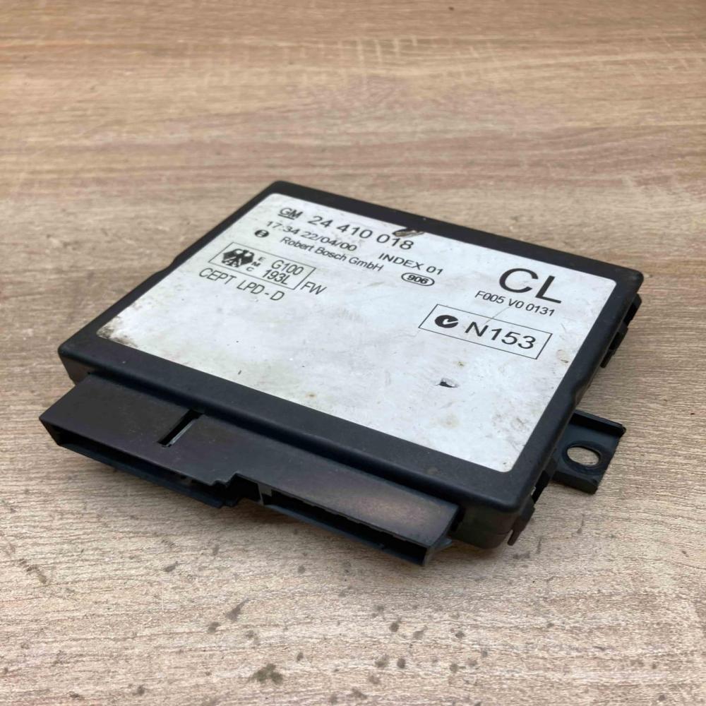 24410018 F005V00131  Comfort/convenience module Opel Zafira A