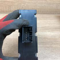 9253208 8ES00947921  Voltage converter inverter BMW 3 E90 E91