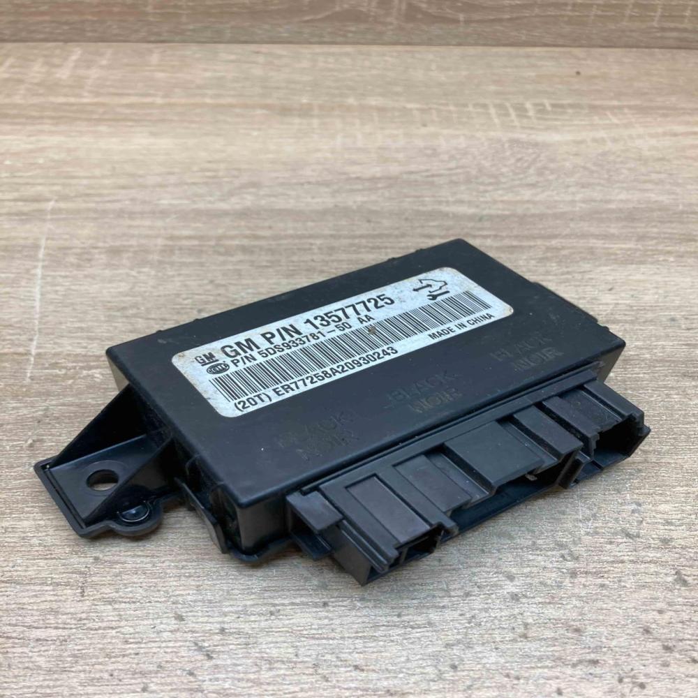 13577725 5DS933781  Seat control module Opel Astra J