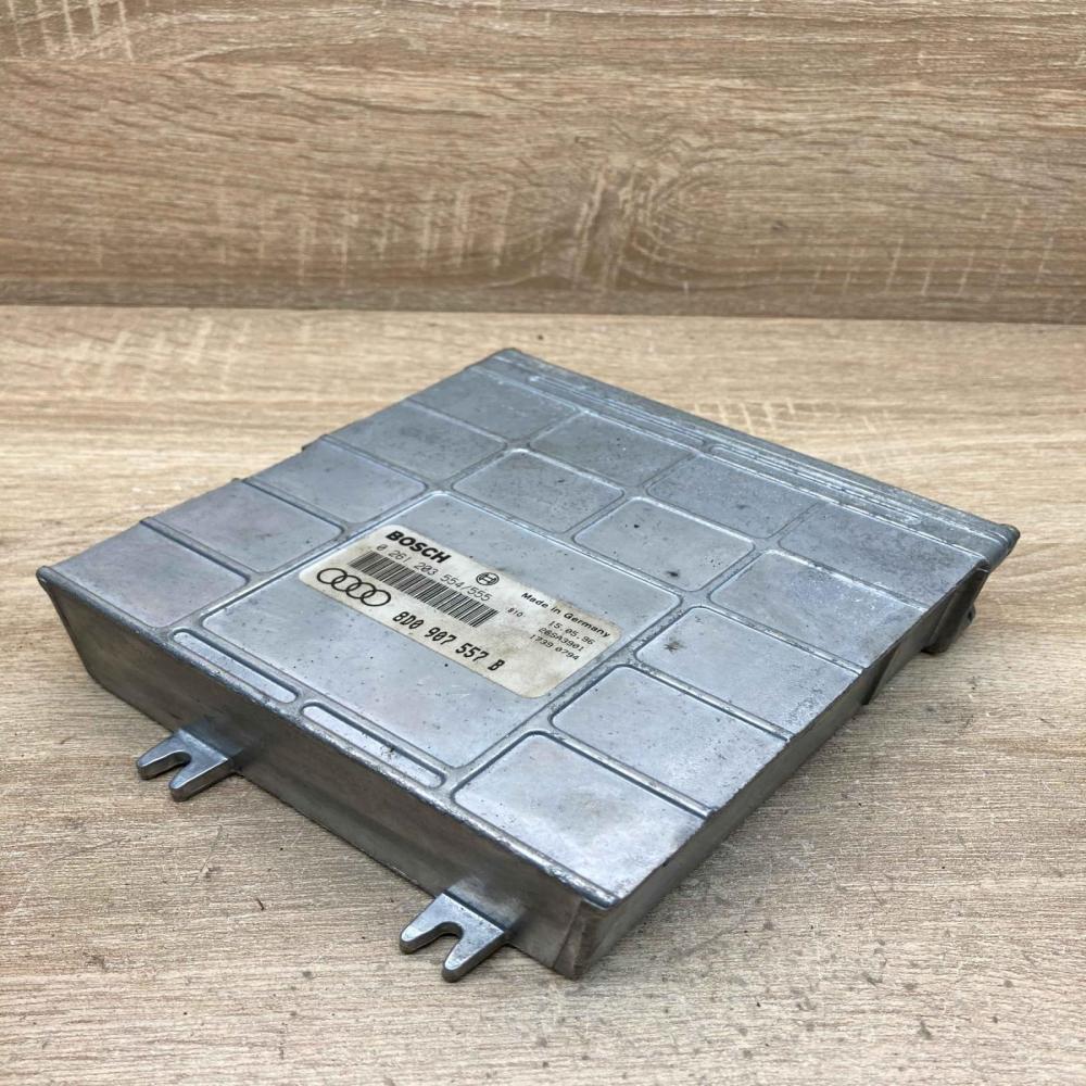 8D0907557B 0261203554 Main Engine control unit/module ECU Audi A4 S4 B5 8D