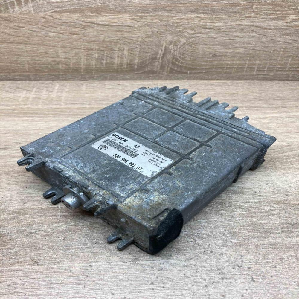 028906021AT 0281001368 Used Engine control unit/module ECU Volkswagen PASSAT B4