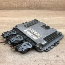 8200601334 0281013366  Engine control unit/module ECU Renault Scenic II -  Grand
