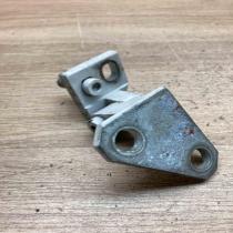 1K0831401 A04657  Front door upper hinge Volkswagen Golf V
