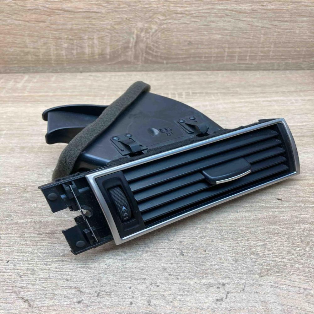 4F1820902D   Dashboard side air vent grill/cover trim Audi A6 S6 C6 4F