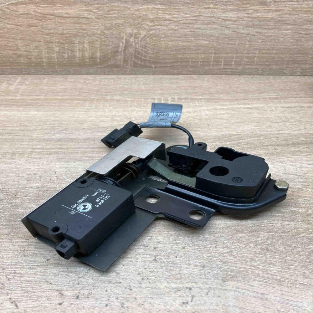 8360193 8120419  Tailgate/trunk/boot lock/catch/latch BMW 5 E39