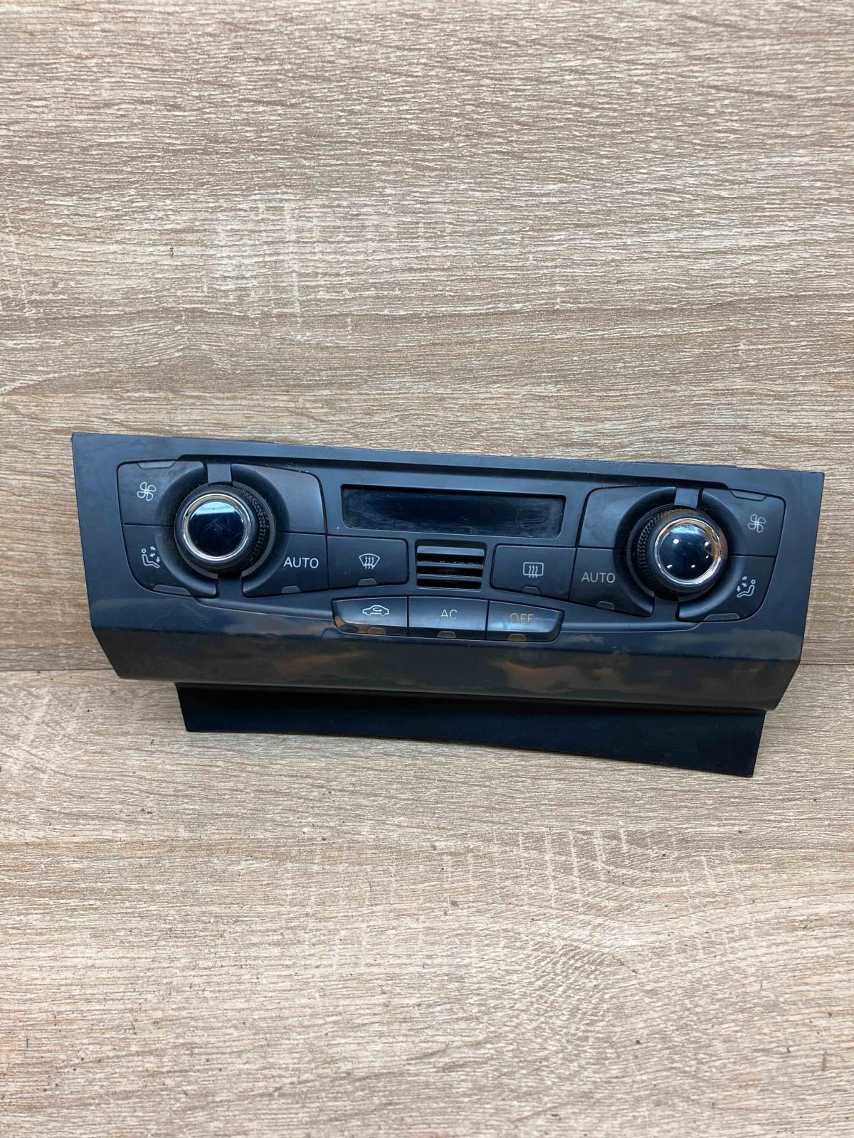 8T2820043AF 8T2820043AF  Climate control unit Audi A5 8T 8F