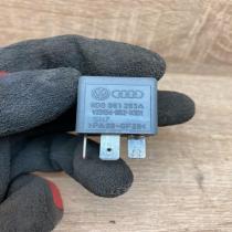 8D0951253A   Other relay Audi A6 S6 C6 4F