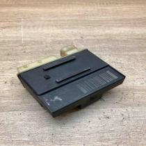 9652021180 1801095  Coolant fan relay Citroen C5