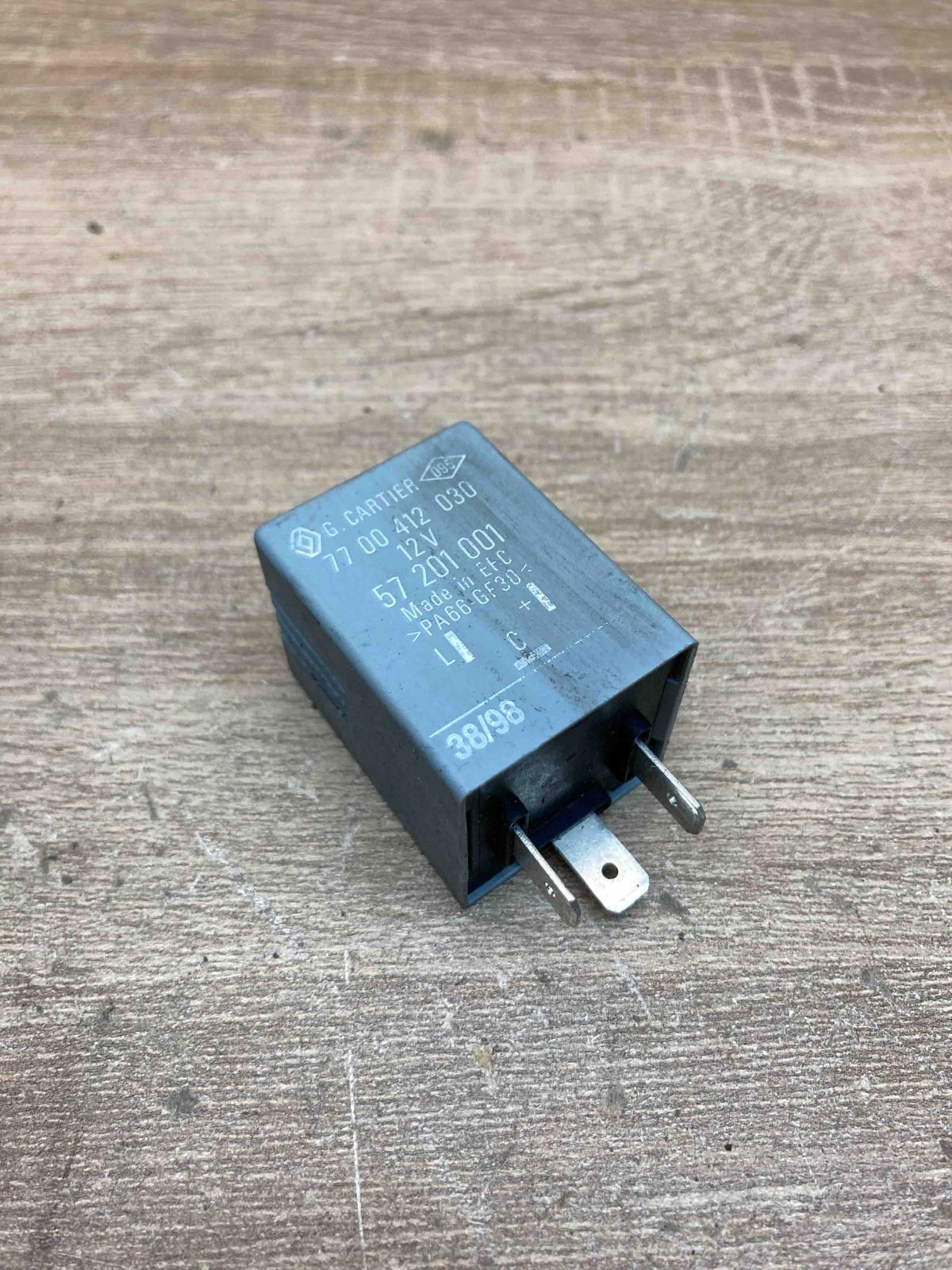 7700412030 57201001  Other relay Renault Laguna I