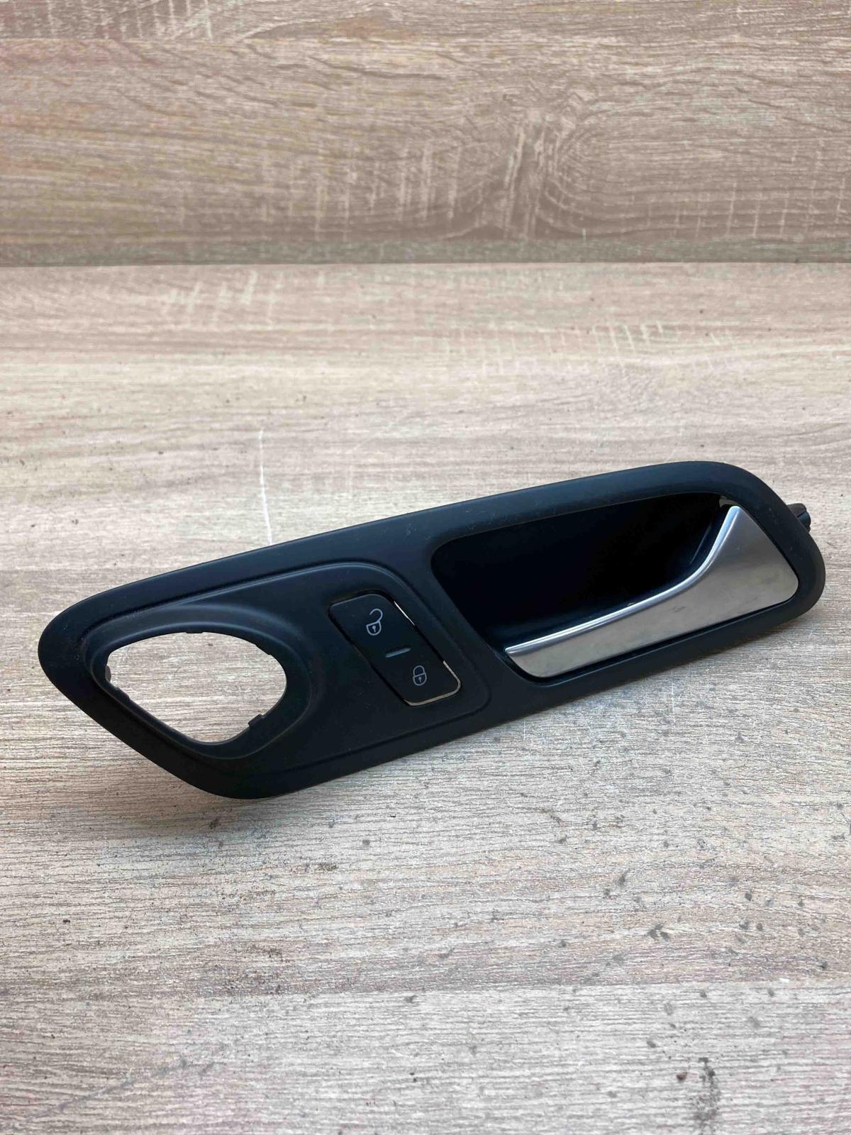 3C8837114A   Rear door interior handle Volkswagen PASSAT CC