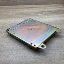 MD121767 K8T77571  Engine control unit/module ECU Mitsubishi Galant