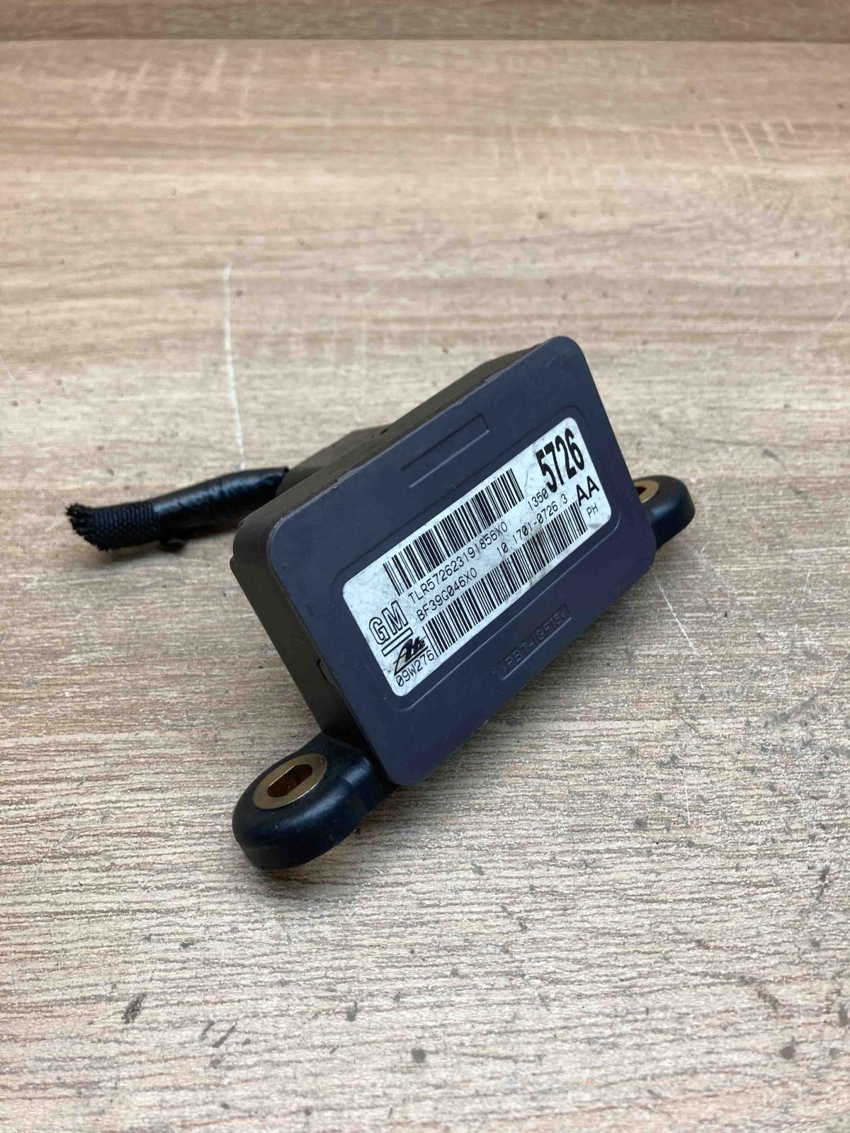 13505726 101701 07263 AAJN ESP acceleration yaw rate sensor Opel Insignia A