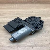 5K0959794 0130821430  Rear door window regulator motor Volkswagen Touran I