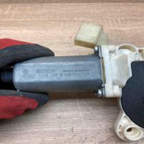 A2198200642 980045 100  Rear door window regulator motor Mercedes-Benz CLS C219