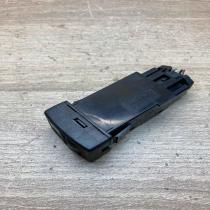 134139   Headlight level height control switch Mazda 5