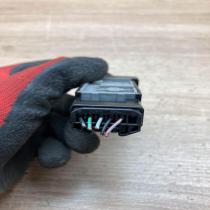 134139   Headlight level height control switch Mazda 5