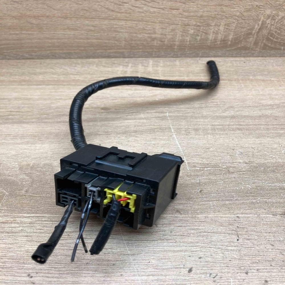 PBT GF15   Plug wire Mazda 5