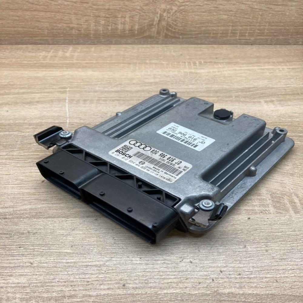 03G906016JD 0281012654  Engine control unit/module ECU Audi A4 S4 B7 8E 8H