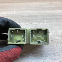 6849364 73606002  Other relay Volvo S40, V40