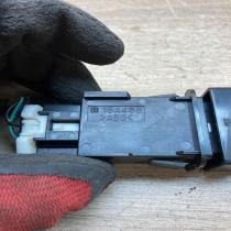 15A468   Hazard light switch Mazda 5