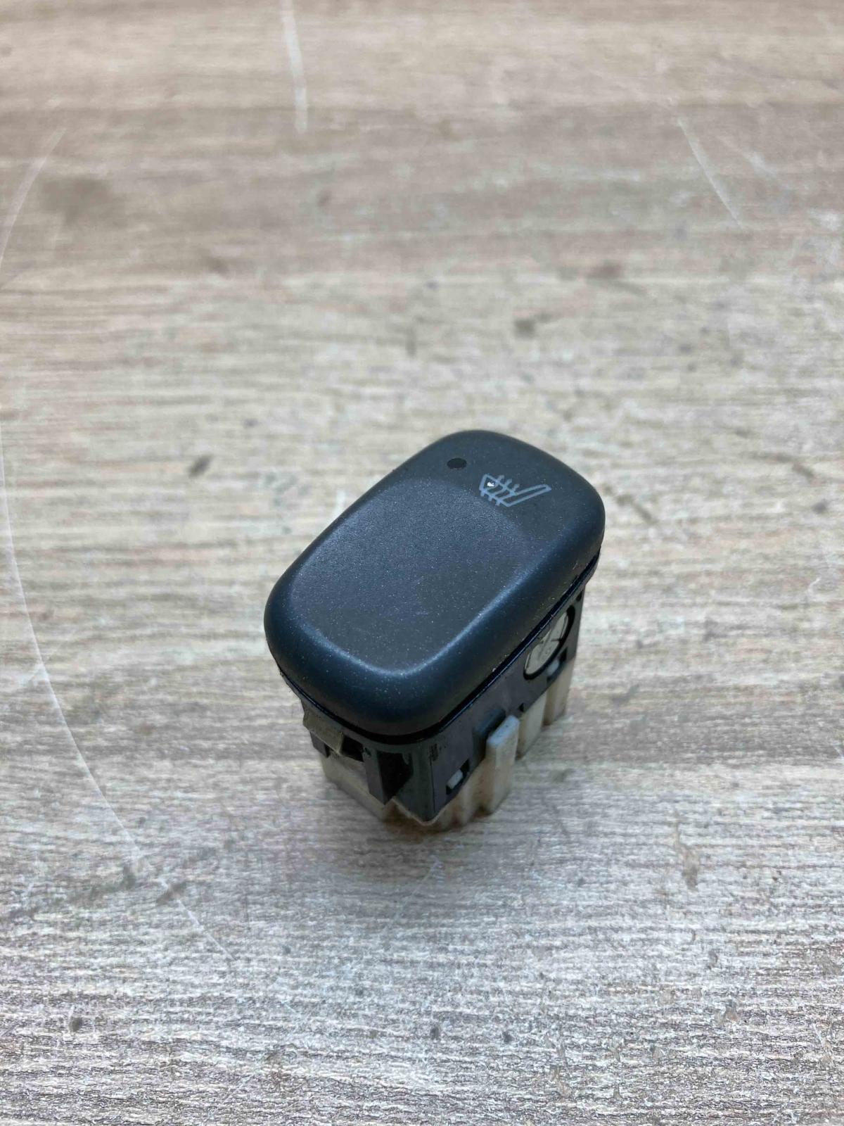 4970   Seat heating switch Volvo S70  V70  V70 XC
