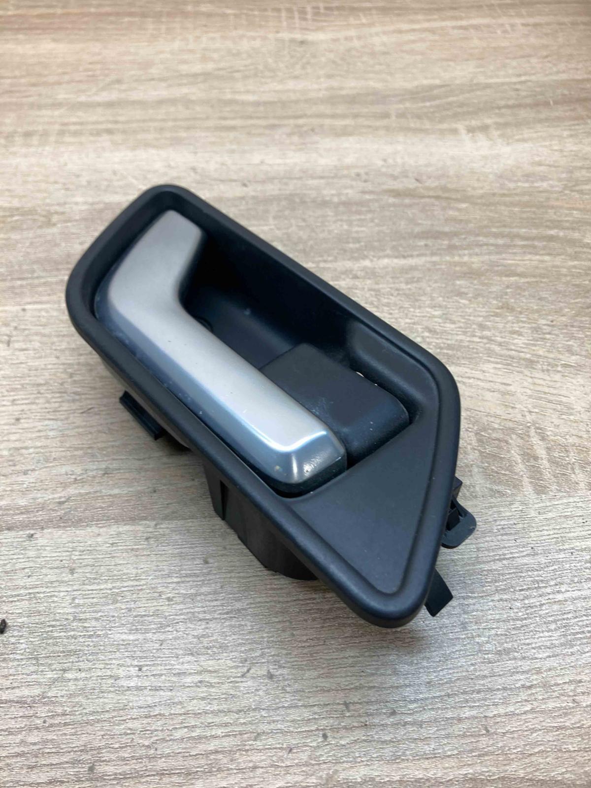 5H32 22600 AD 5H32 22600 BD  Rear door interior handle Land Rover Range Rover Sp