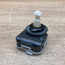 007878   Headlight level adjustment motor Volvo S40, V40