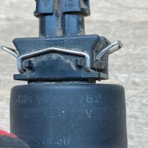 90563762   Windscreen/windshield washer pump Opel Signum