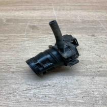 8603102451   Windscreen/windshield washer pump Mazda 5