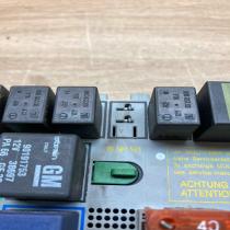 90589965 90191753  Fuse module Opel Astra G