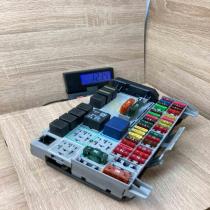 90589965 90191753  Fuse module Opel Astra G