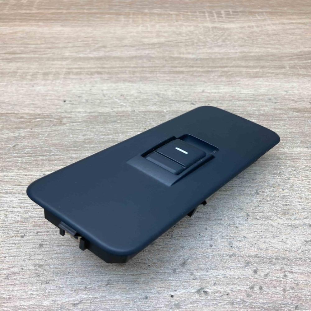 YUD501070PVJ   Electric window control switch Land Rover Discovery 3 - LR3