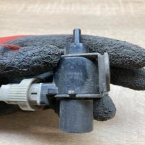 7700875012   Turbo solenoid valve Mitsubishi Carisma