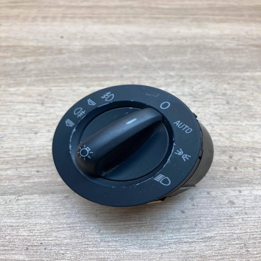 4F1941531D   Light switch Audi A6 S6 C6 4F