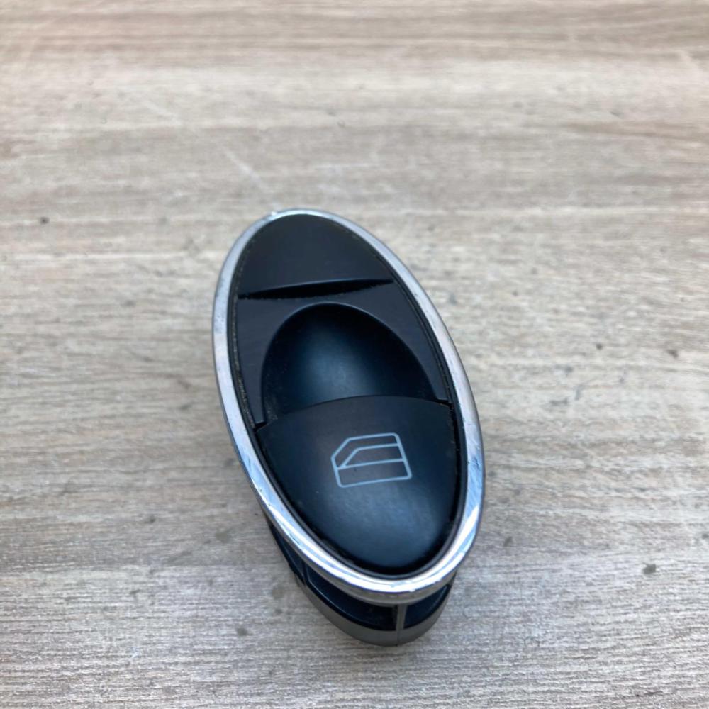 A2118219958   Electric window control switch Mercedes-Benz E W211