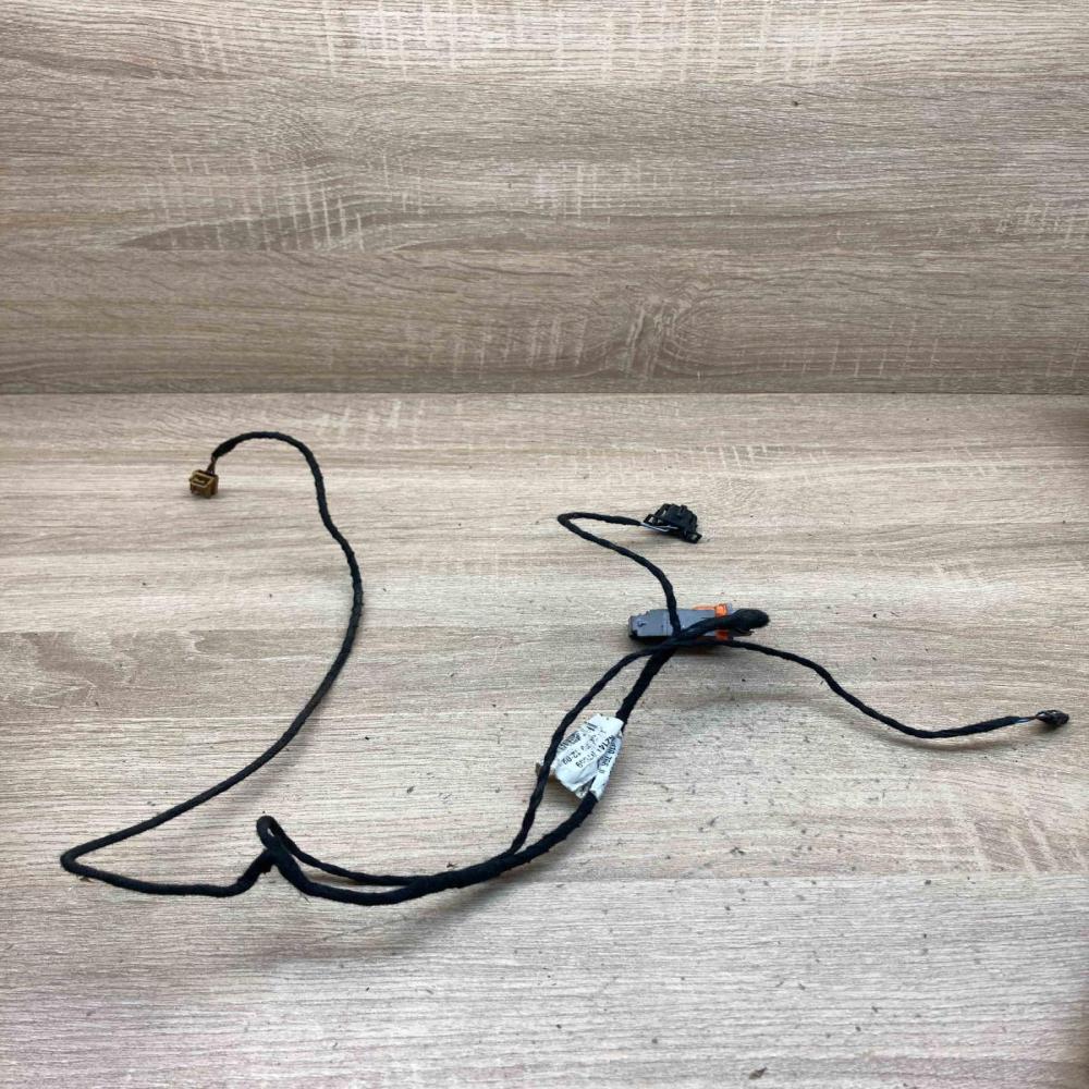 010766 1J0972977  Plug wire Volkswagen PASSAT B8