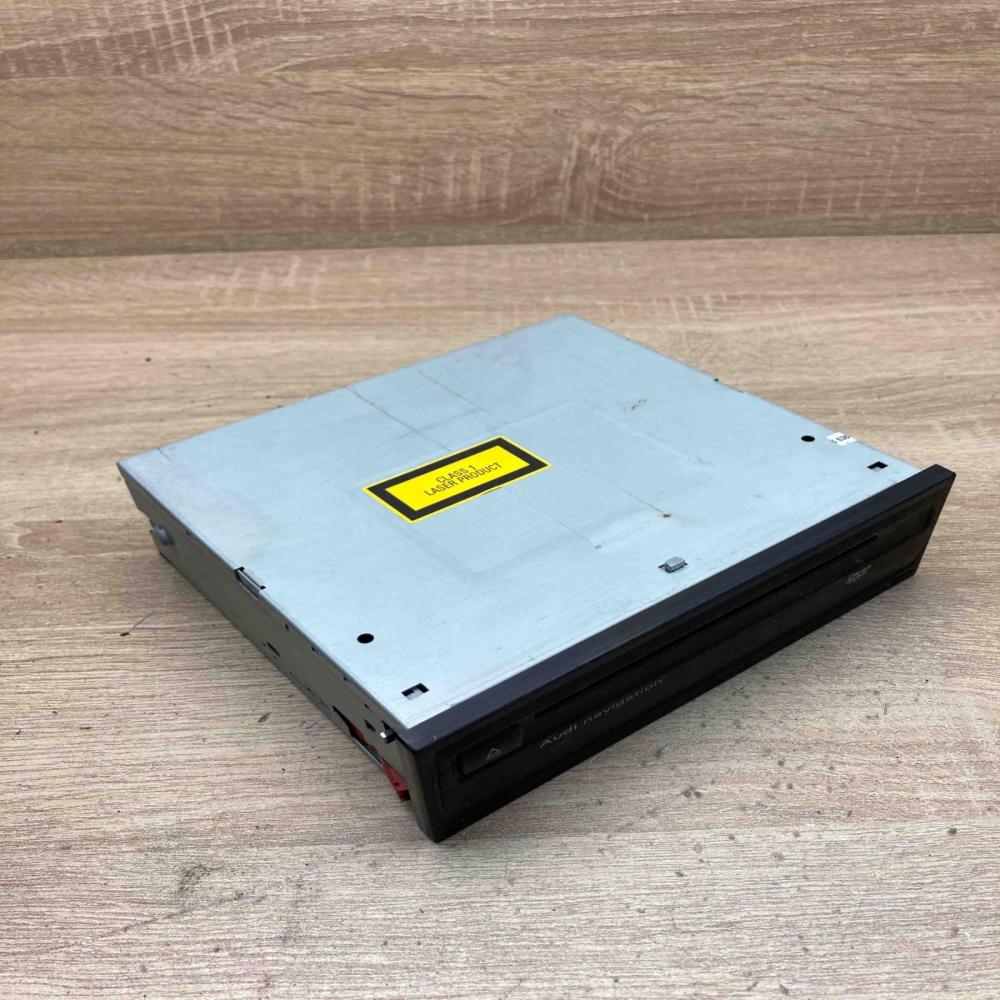 4E0919887D 4E0910887Q  Navigation unit CD/DVD player Audi Q7 4L