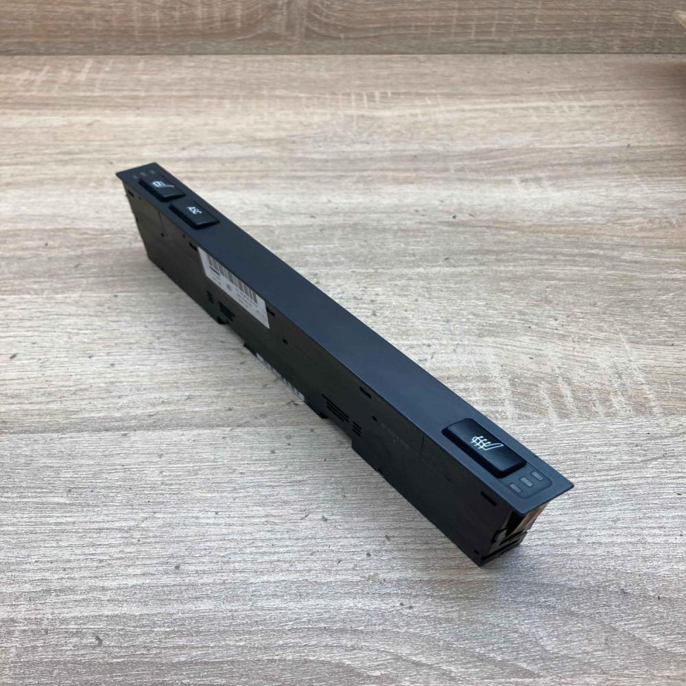 8373712 03742027  Seat heating switch BMW 5 E39