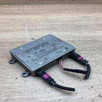 2118200885 09701212  Aerial antenna amplifier Mercedes-Benz CLS C219