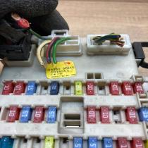 24350 5M310 0315041  Fuse module Nissan Almera N16